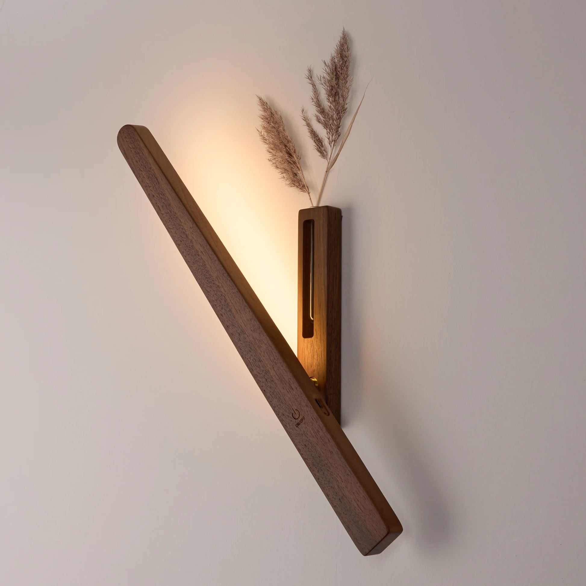 Vase Walnut Wall Lamp